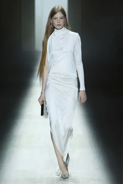 Look 82